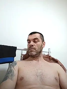 DOMINATOR_SIR-MASTER élő XXX-chatje