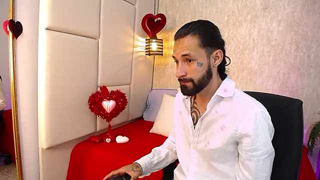 Hisoka_011のライブXXXチャット