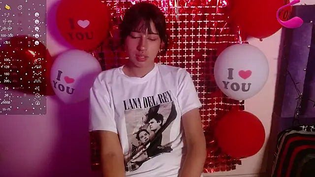 Pokazy przed kamerką – kitty_Gothic