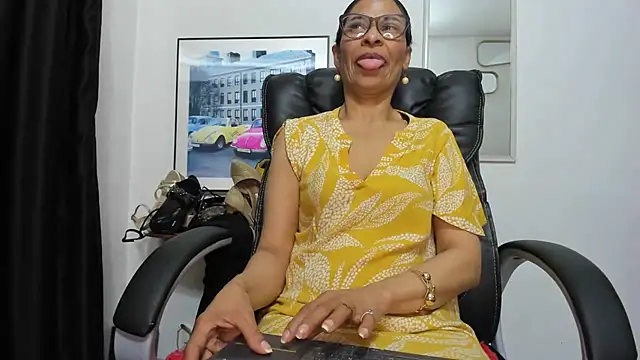 Aries_Mature's Live XXX Chat