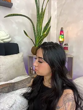 EmmyEvans1 Chat XXX in diretta