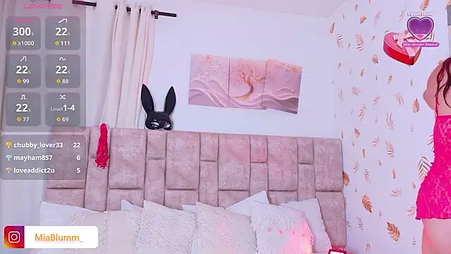 โชว์เว็บแคมของ MiiaBlumm_