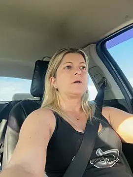 Chat XXX en directo de NikkiBlisss