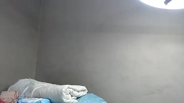 BustyMelonssXXXX Adlı Modelin Web Kamerası Şovu