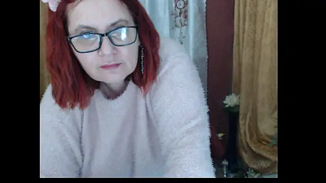 PlayfullMature Live XXX-chat