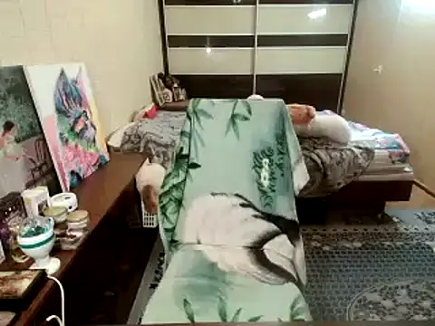 Lia_Laguna77 élő XXX-chatje