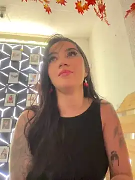 EmmyEvans1 Chat XXX live