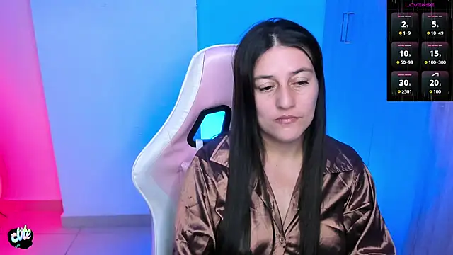 Saskyaa 即時 XXX 聊天