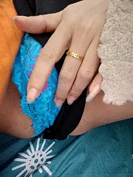 Haralushiaaa webcam show