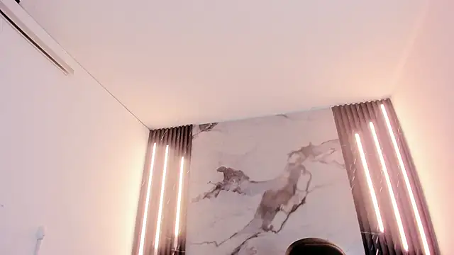 Chat XXX ao vivo de elisa_collins