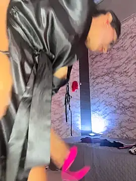 XXX chat uživo modela AlisSon__hot