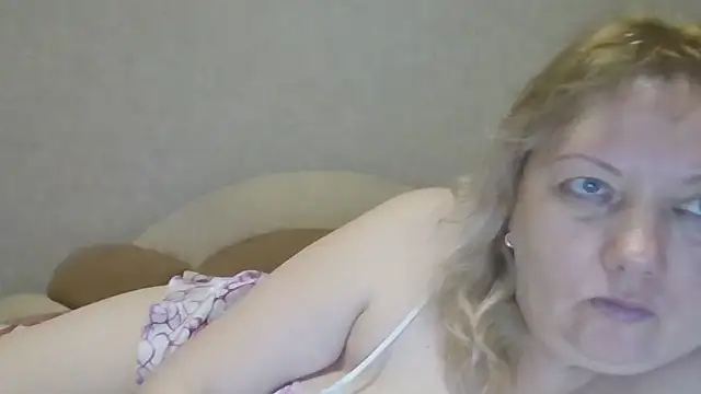 Lusi-777 live XXX chat