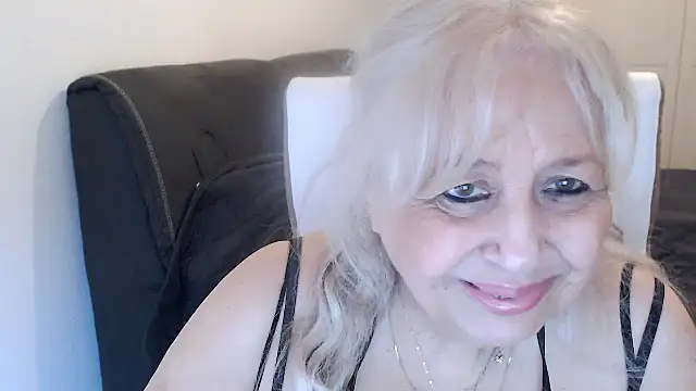 SusiLifeXXX's Live XXX Chat