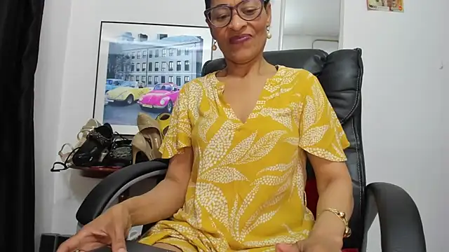 Pokazy przed kamerką – Aries_Mature