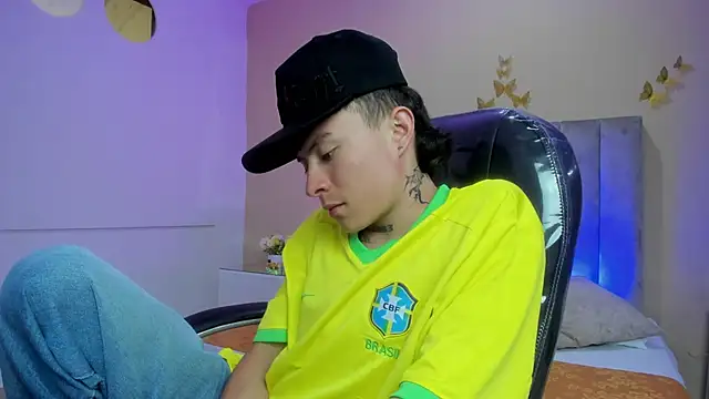 Nascary_Fox's Live XXX Chat