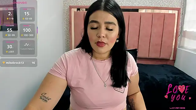 Kelly__Hot_ লাইভ XXX চ্যাট