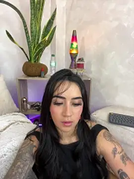 EmmyEvans1 Live XXX-chat