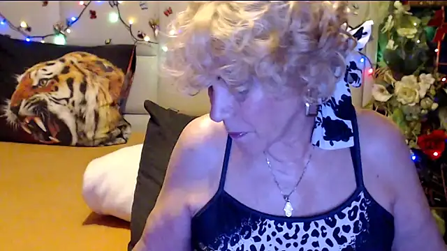 HappyWomanOn Adlı Modelin Web Kamerası Şovu