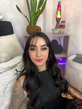 EmmyEvans1: онлайн-секс-чат