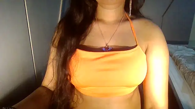 Yashika_Loves Live XXX Chat