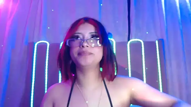 Raven_Goth8n Live XXX chat