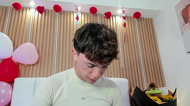 Tomy_Rox Adlı Modelin Web Kamerası Şovu