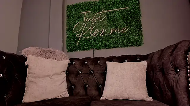 danielebeck 现场XXX聊天