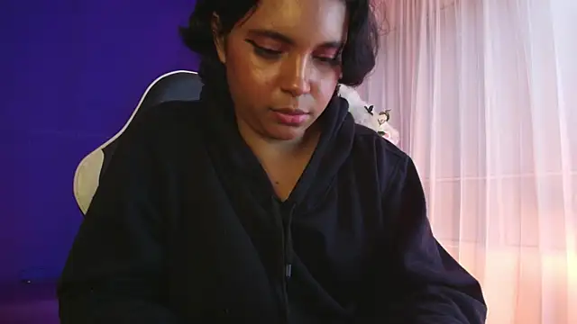 Emmapark_ Adlı Modelin Canlı XXX Sohbeti