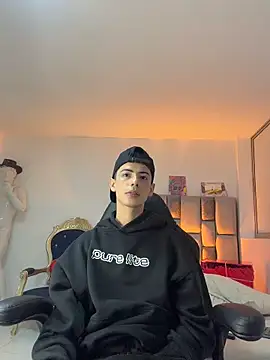 Sebastian_Reed Pertunjukan Webcam