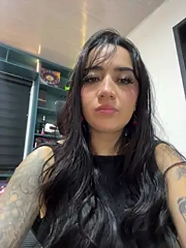 EmmyEvans1のライブXXXチャット