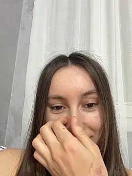 Chatroom XXX en direct de viviandaimond1