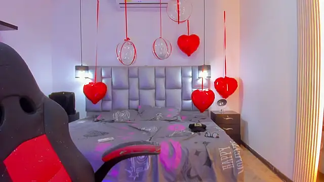 NoaMalak7 – Naživo XXX chat