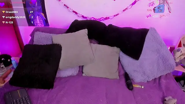 Cata_green Adlı Modelin Canlı XXX Sohbeti