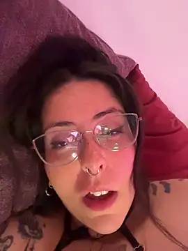 XXX chat uživo modela Mizztikaa