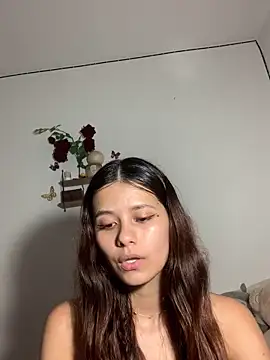 Natasaha_2s22 Adlı Modelin Canlı XXX Sohbeti