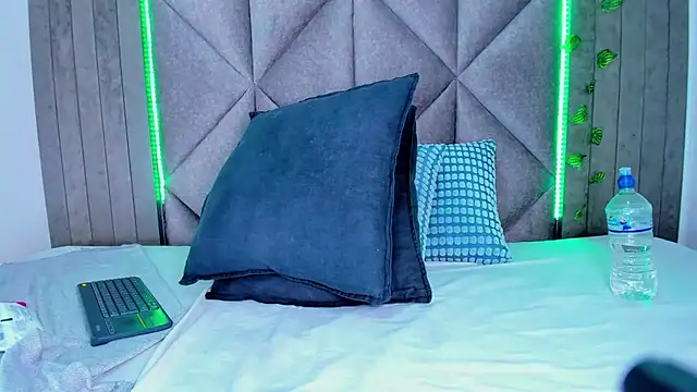 Miia_Anderson Chat XXX in diretta