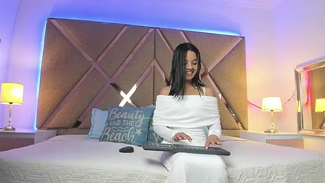 Chat +18 de BelhaLawuo ao vivo