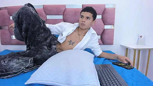 James_Monroe_'s Webcam Show