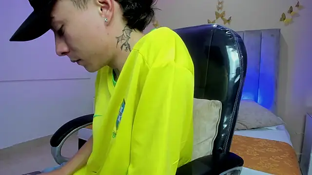 Nascary_Fox Live XXX Chat