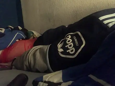 GeilerHSVFAN1989 Chat XXX live