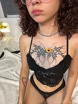 دردشة luci_butterfly الجنسية المباشرة