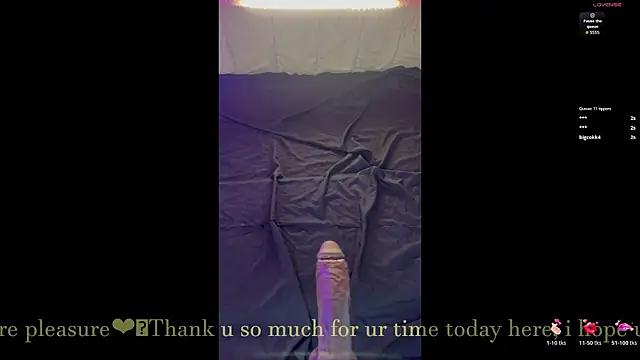 Czat XXX na żywo – Ladyy_brownn