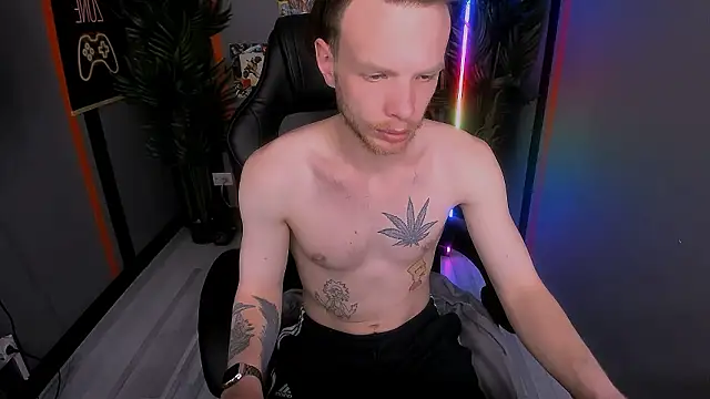 LandonMalone Live XXX Chat