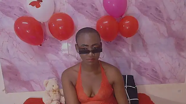 XXX chat uživo modela EbonyOlive69