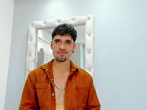 BrunoTurnerrn Webbikameraesitys