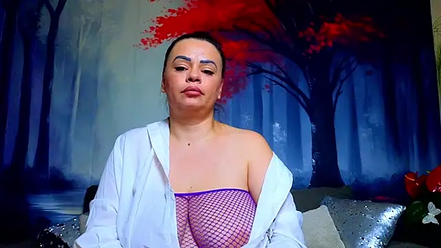 ElizabethEven's Live XXX Chat