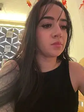 EmmyEvans1 Chat XXX in diretta