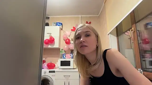 AngelJeni élő XXX-chatje