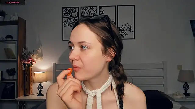 แชท XXX สดของ MalvinaTrafford