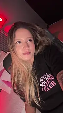 دردشة MiaPetit_ الجنسية المباشرة